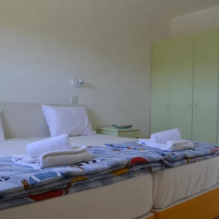 Marelia Apartman Paralímni